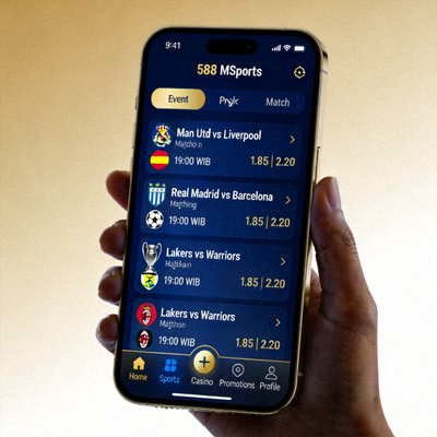 Tampilan dashboard utama M88 MSports di smartphone dengan menu navigasi di bagian bawah dan daftar pertandingan utama
